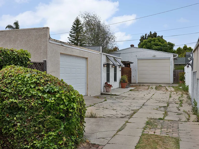 5036 Raymond Pl — Photo 39