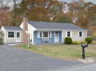 131 Castlewood Cir, Hyannis, MA 02601