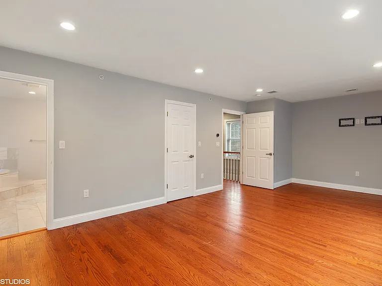 275 Croton Dam Rd — Photo 9