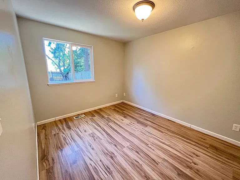 8456 SE 75th Pl — Photo 16