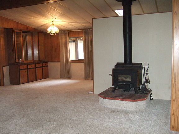 3rd image of 4906 147th Street Ct E