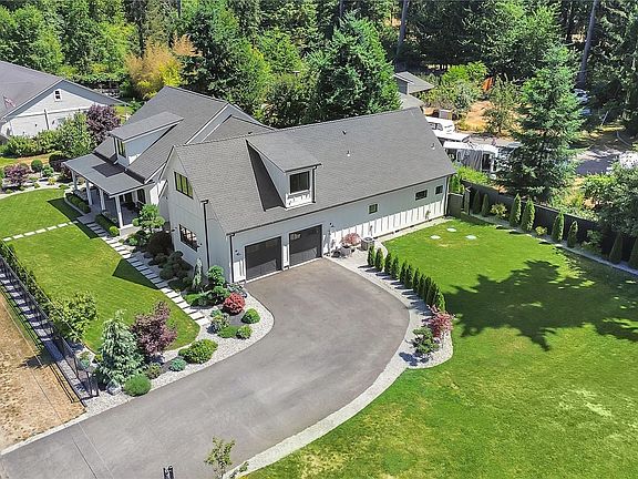 3rd image of 14909 74th Avenue E