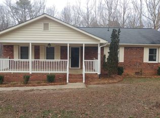 2224 Woodnell Dr, Raleigh, NC 27603