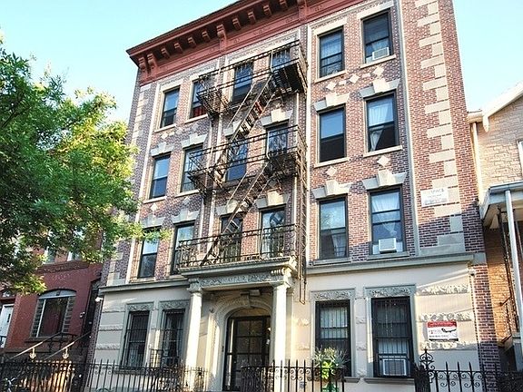 2nd image of 980 Bergen St APT 5