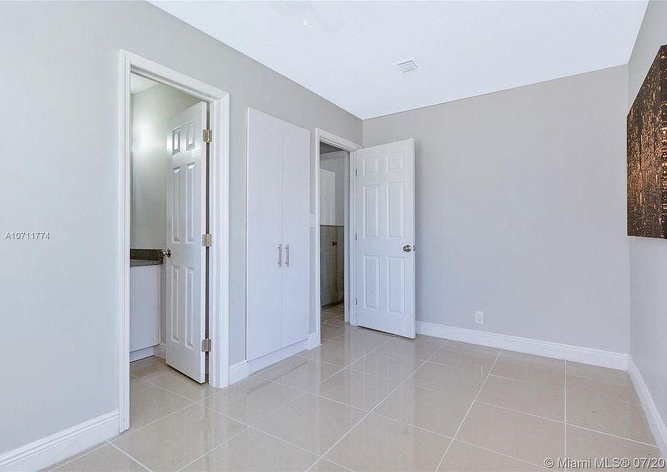 1st image of 217 NE 45th Ct