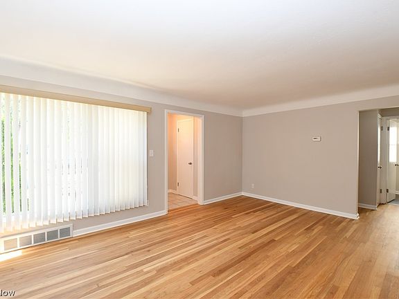 3rd image of 24740 Puritan Ave