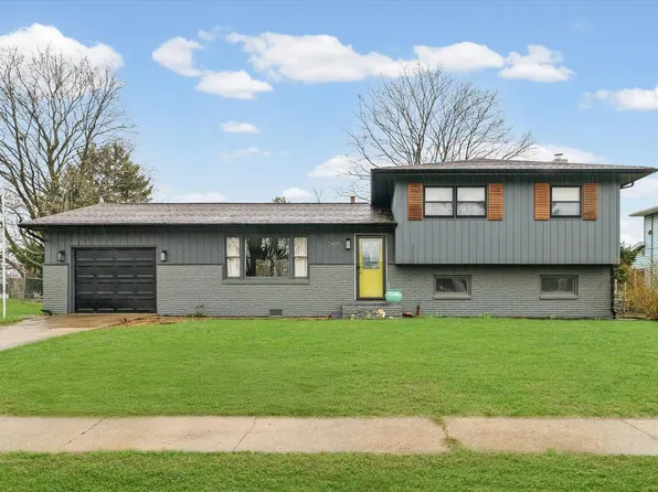 2409 Elizabeth St, Urbana, IL 61802