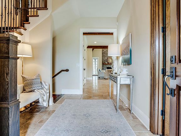 5th image of 4029 Ayleworth Ln
