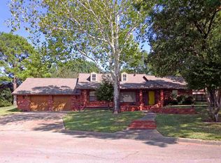 2604 Ridgeway St SW, Ardmore, OK 73401