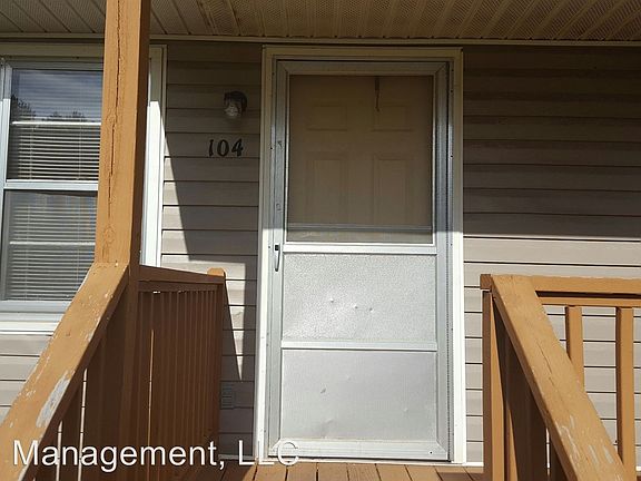 4th image of 121 Deer Run Dr APT 104