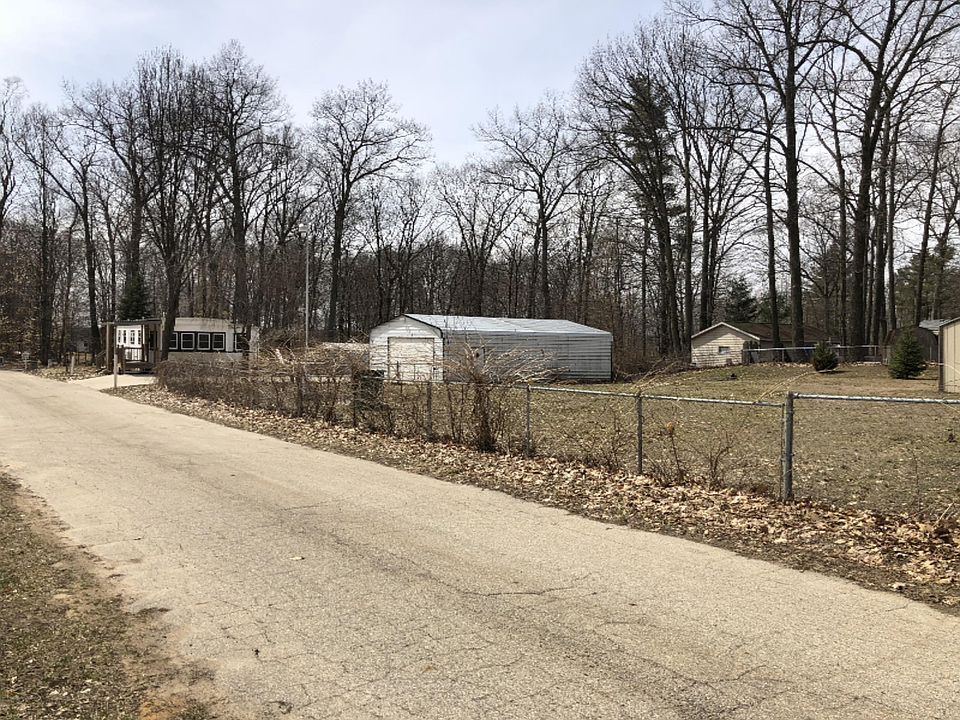 1st image of 15707 Maplewood Dr
