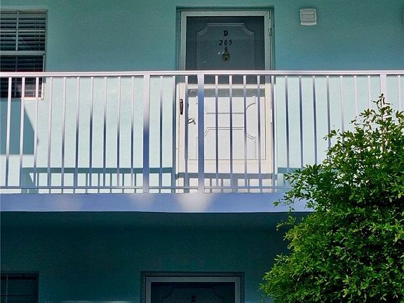 2nd image of 1901 Indian River Blvd #205D