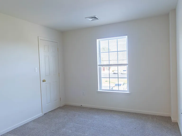 1306 Hammon Ave — Photo 16