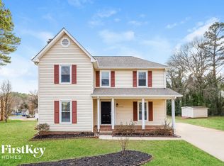 1411 Abbey Place Dr, Belmont, NC 28012