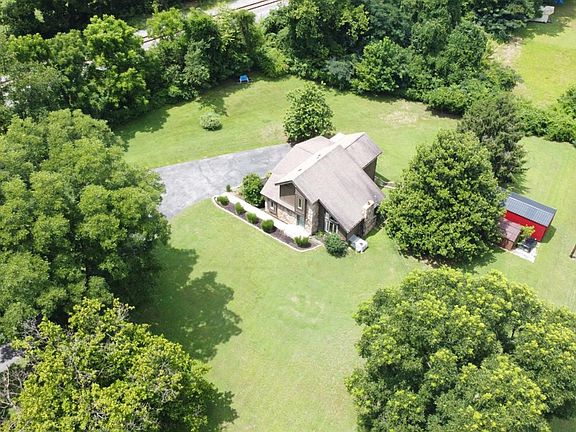 5th image of 123 Colan Ct