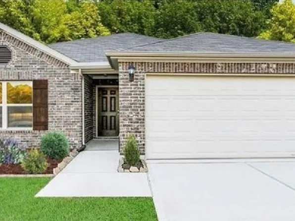 870 Ashford Dr, Calera, AL 35040