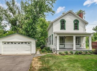 6430 Webster Rd, Orchard Park, NY 14127