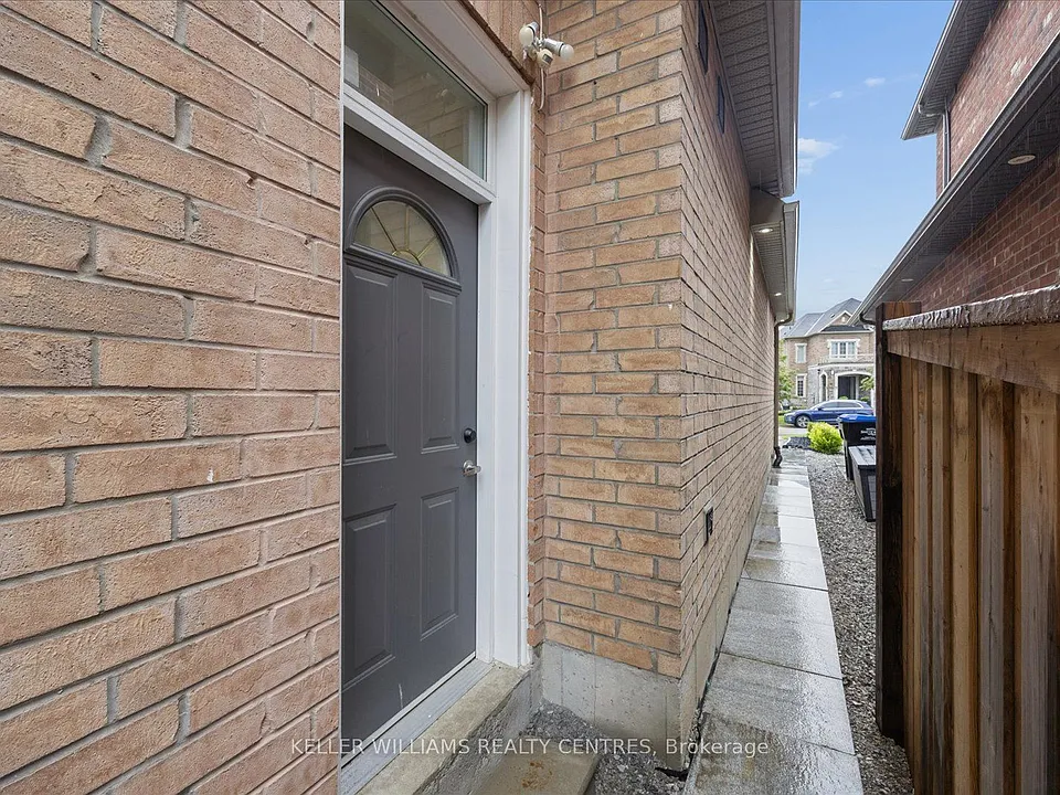 277 Gibson Cir #1
