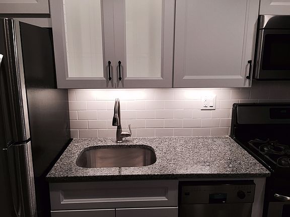 5th image of 215 Washington Dr