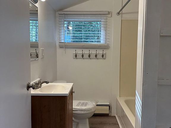 5th image of 2530 Goldhill Rd #1