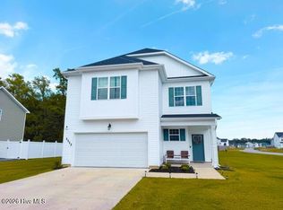 1113 Carteret Manor Dr, Jacksonville, NC 28546
