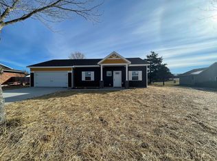 704 S Fleetwood St, Ava, MO 65608
