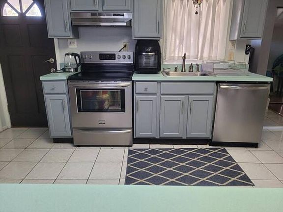 3rd image of 8905 Connecticut Ave