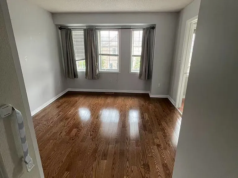 80 Acorn Pl #112 — Photo 20