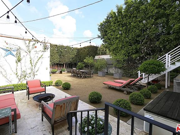 2nd image of 10569 Ayres Ave