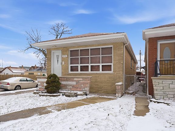 3rd image of 3701 W 80th St