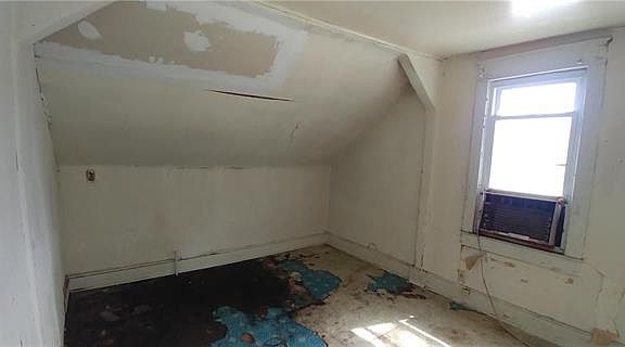 5th image of 1600 Walker Ave