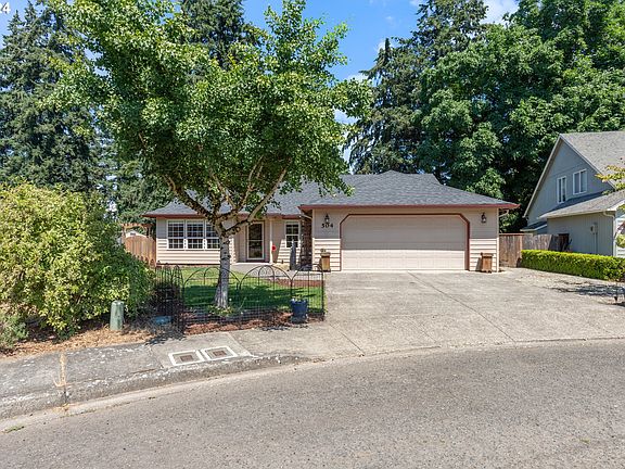 4th image of 504 NW 56th Cir