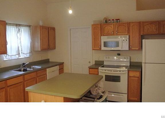 5th image of 224 Isaiah Ln