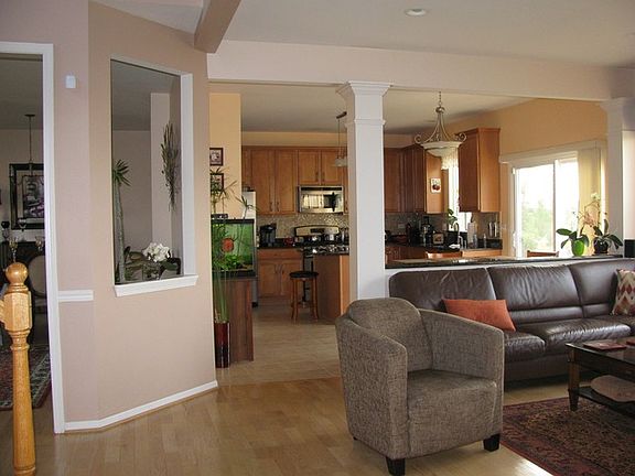 4th image of 11547 Glenn Cir