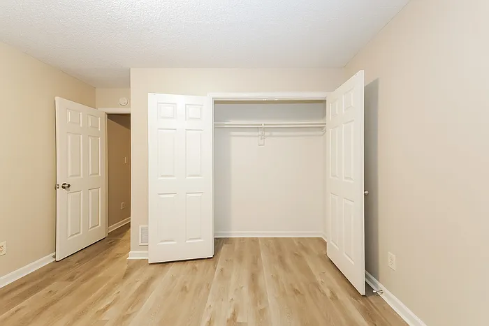 7152 Olive Ridge Dr — Photo 13