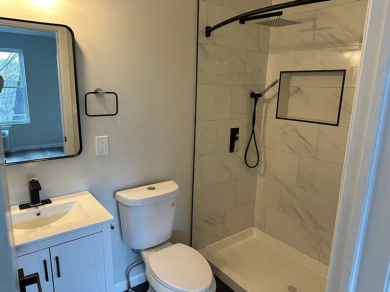 167 Temple St #1 — Photo 10