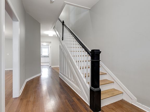 3rd image of 1200 Bainbridge St