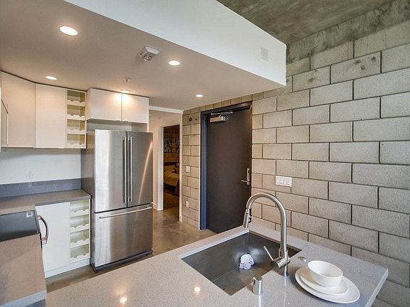 3rd image of 4021 Georgia St APT 1