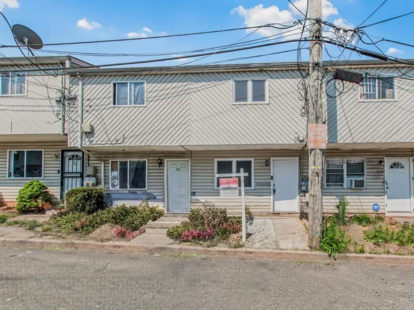 22 Betty Court image 1 of 16