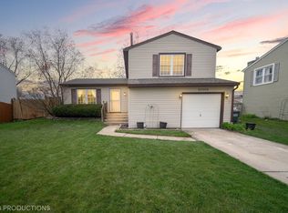 20656 S Acorn Ridge Dr, Frankfort, IL 60423