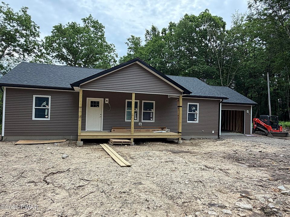 1st image of 231 Lake Forest Dr
