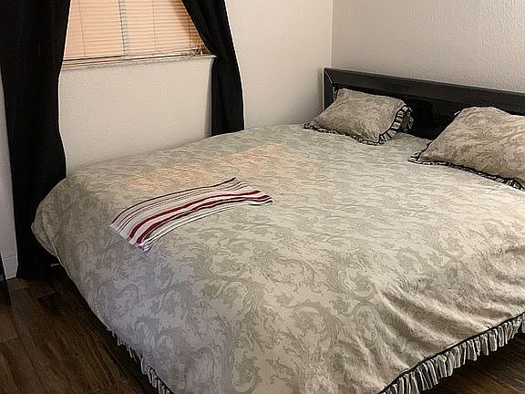 bedroom#1