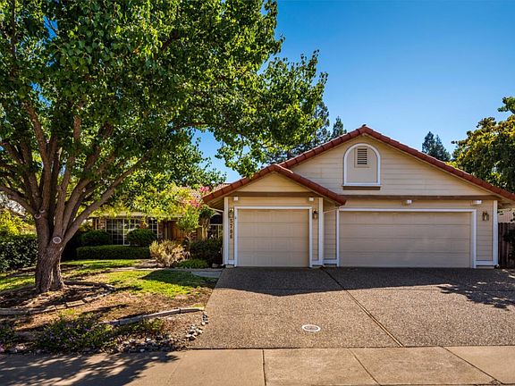 2nd image of 5706 Crown Ct