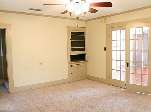 4th image of 501 E McFarland St
