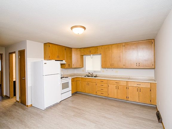 5th image of 1406-1408 W Main St #1406