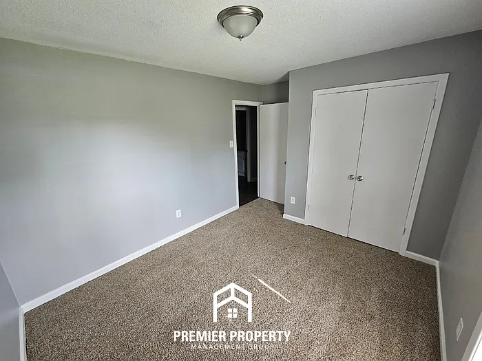 3475 Kirby Terrace Dr — Photo 16