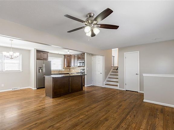 4th image of 11627 Sycamore Dr