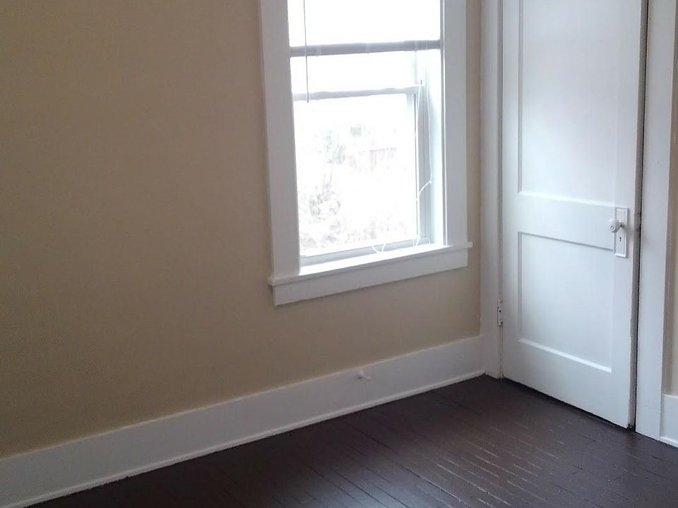 1st image of 203 N Bentley Ave
