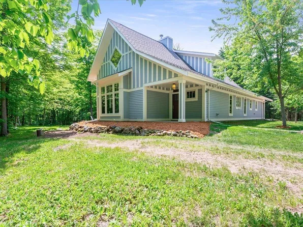 70 Kangas Rd, Esko, MN 55733