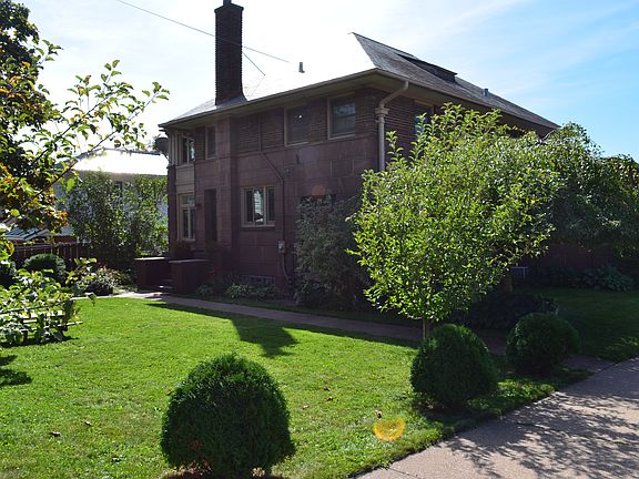 3rd image of 319 Hewett St